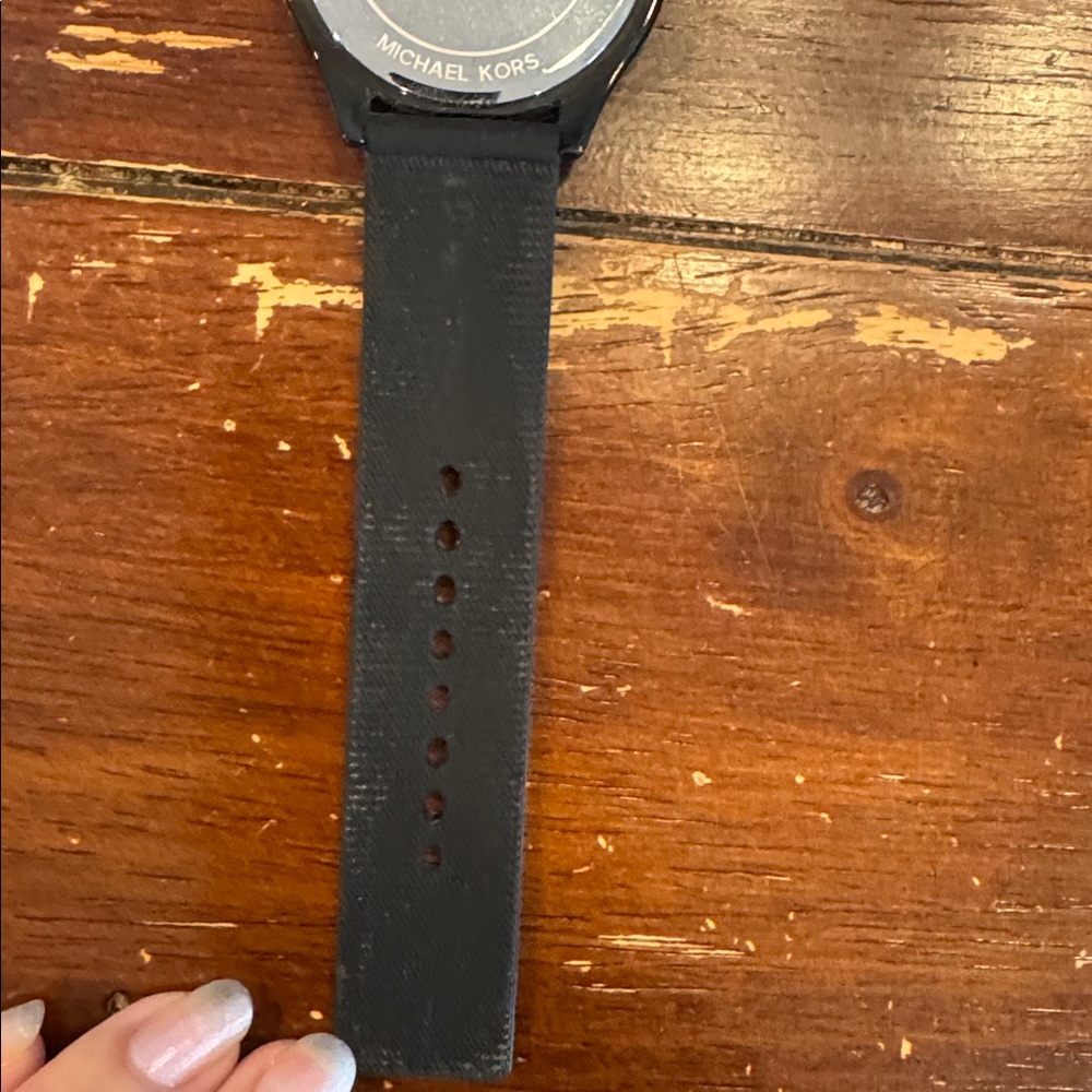 Black on Black Michael Kors Watch - Picture 4 of 9